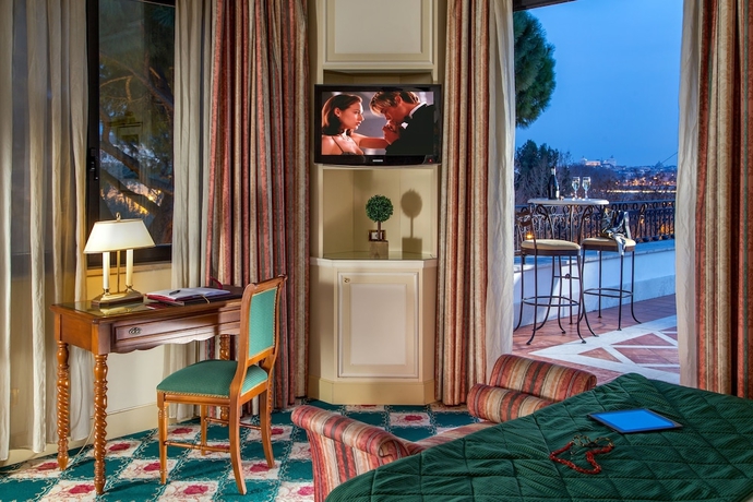 Imagen de la habitación del Hotel Donna Laura Palace. Foto 8