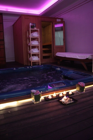 Imagen de los interiores del Hotel Donna Laura Palace. Foto 16