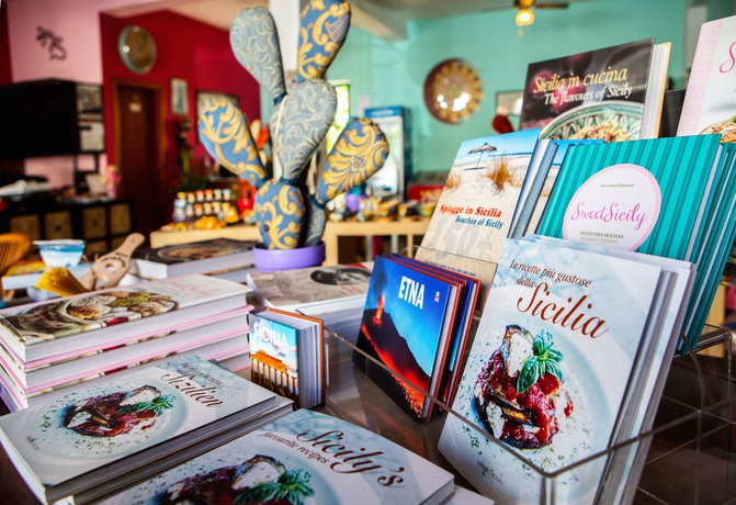 Imagen general del Hotel Donna Rosa. Foto 3