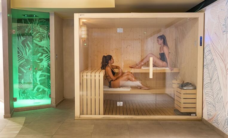 Imagen general del Hotel Donna Vì. Foto 8