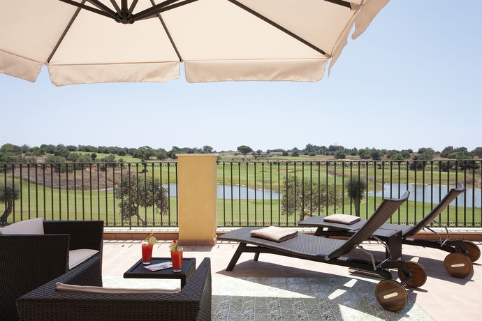 Imagen de los exteriores del Hotel Donnafugata Golf Resort & Spa. Foto 6