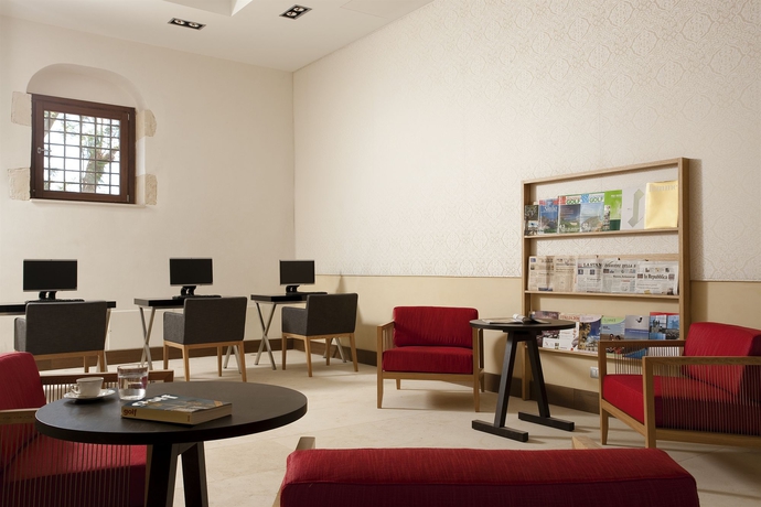 Imagen de los interiores del Hotel Donnafugata Golf Resort & Spa. Foto 10