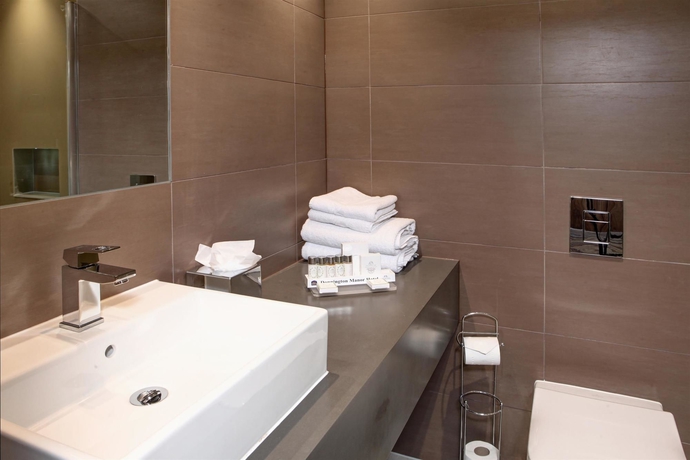 Imagen de la habitación del Hotel Donnington Manor. Foto 8