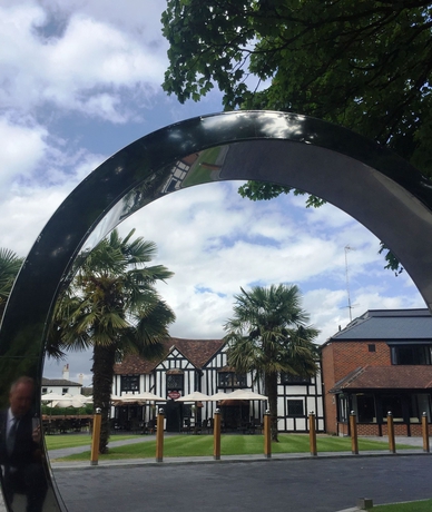 Imagen general del Hotel Donnington Manor. Foto 3