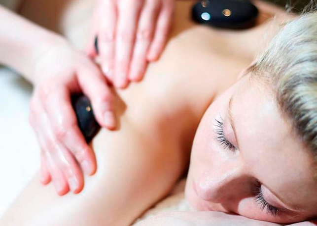 Imagen de los interiores del Hotel Donnington Valley and Spa. Foto 9