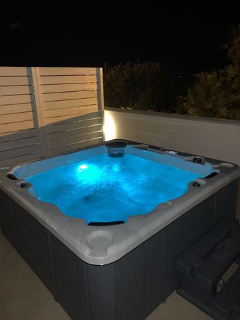 Imagen de la habitación del Hotel Donnosanto. Foto 8