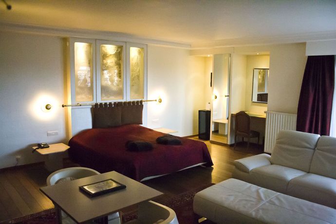 Imagen de la habitación del Hotel Donny. Foto 9