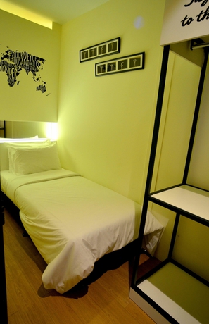 Imagen de la habitación del Hotel Don's Den. Foto 6