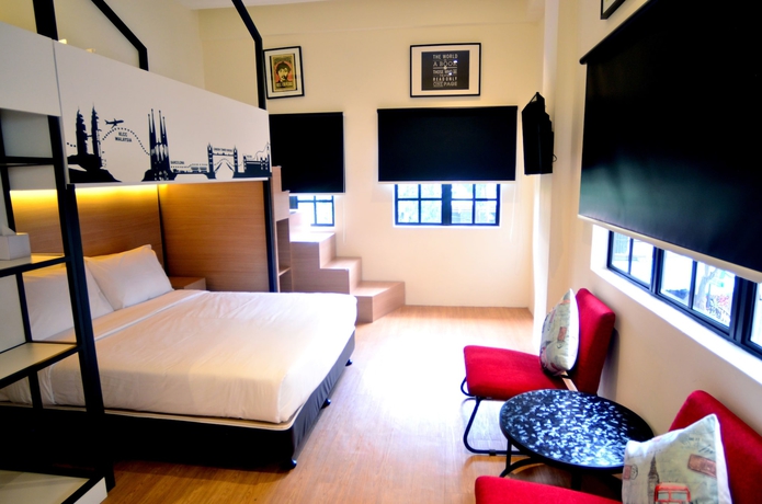 Imagen de la habitación del Hotel Don's Den. Foto 16