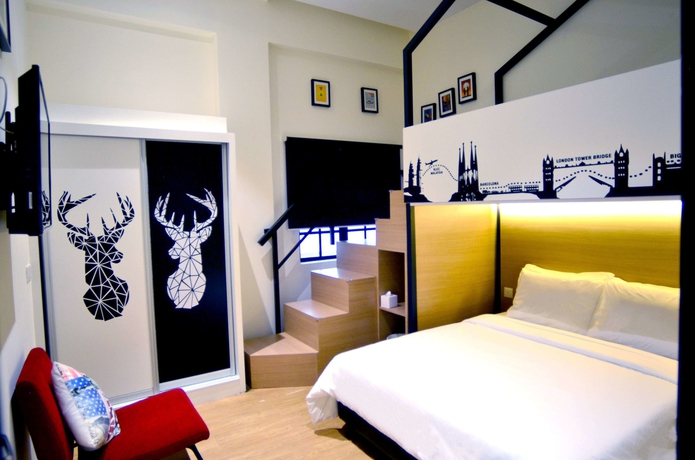 Imagen de la habitación del Hotel Don's Den. Foto 17