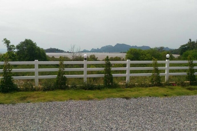Imagen de los exteriores del Hotel Donsak Ville. Foto 25