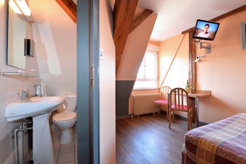 Imagen de la habitación del Hotel Dontenville. Foto 6