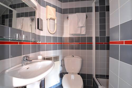 Imagen de la habitación del Hotel Dontenville. Foto 10