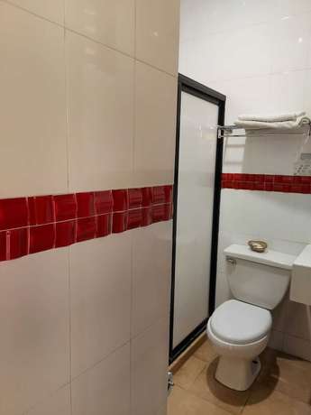 Imagen de la habitación del Hotel Do&ntilde;a Alicia. Foto 4