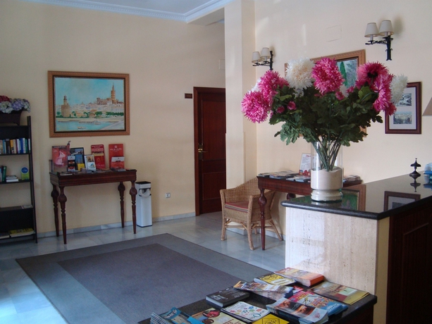 Imagen de los interiores del Hotel Doña Blanca, Sevilla. Foto 3