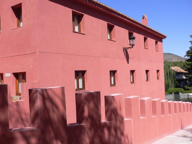 Imagen de los exteriores del Hotel Doña Blanca, Sierra de Albarracin. Foto 8
