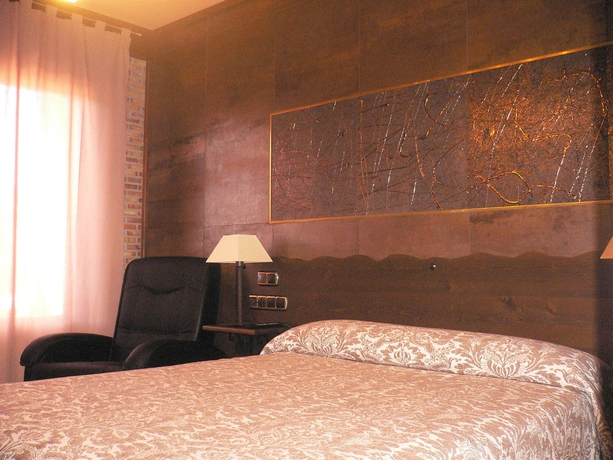 Imagen de la habitación del Hotel Doña Blanca, Sierra de Albarracin. Foto 3