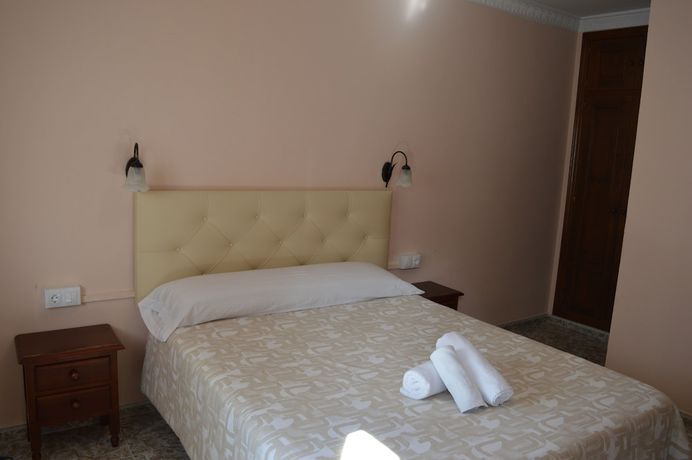 Imagen de la habitación del Hotel Do&ntilde;a Carmen, Ronda. Foto 7