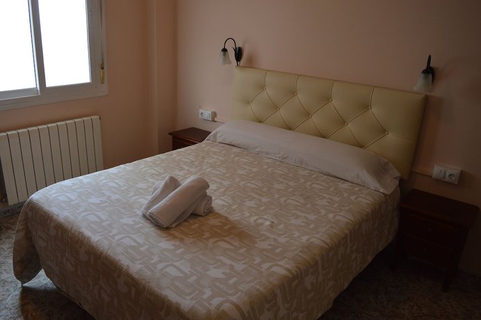 Imagen de la habitación del Hotel Do&ntilde;a Carmen, Ronda. Foto 11