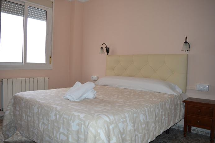 Imagen de la habitación del Hotel Do&ntilde;a Carmen, Ronda. Foto 13