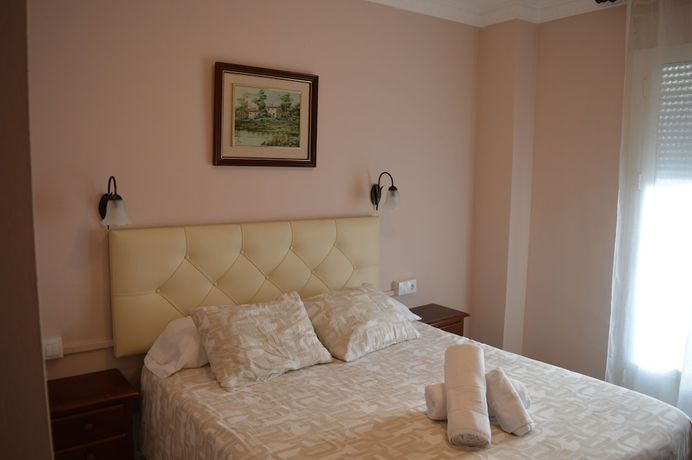 Imagen de la habitación del Hotel Do&ntilde;a Carmen, Ronda. Foto 17