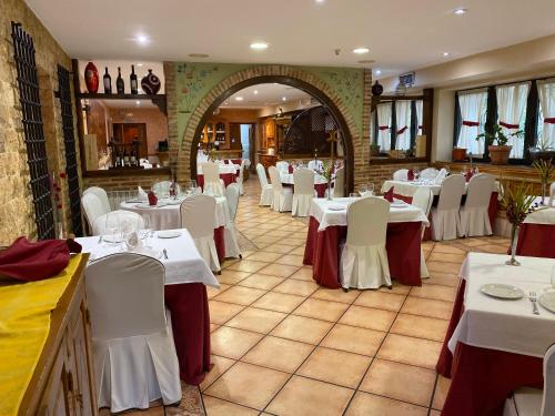 Imagen del bar/restaurante del Hotel Doña Carmen, Tordesillas. Foto 2