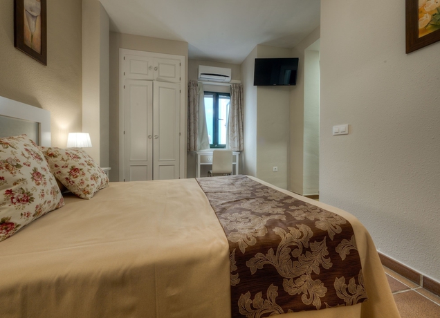 Imagen de la habitación del Hotel Doña Lina. Foto 10