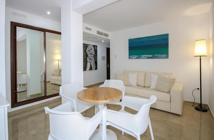 Imagen general del Hotel Doña Lola Zahara. Foto 3