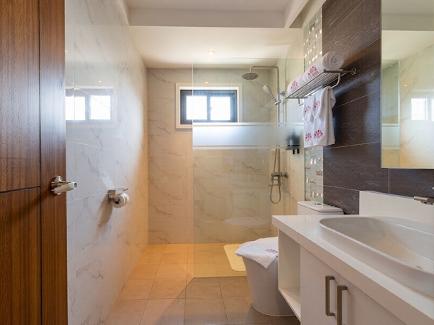 Imagen de la habitación del Hotel Do&ntilde;a Manor Boutique. Foto 2