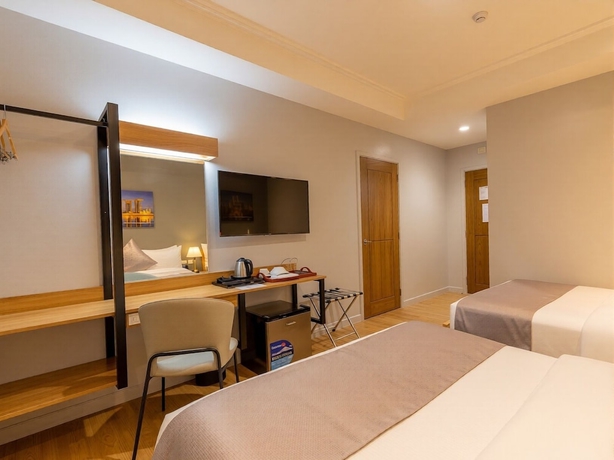Imagen de la habitación del Hotel Do&ntilde;a Manor Boutique. Foto 9