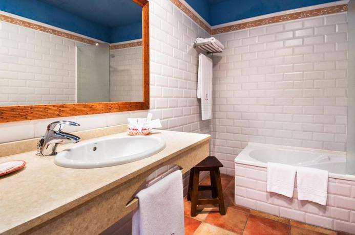 Imagen de la habitación del Hotel Doña Manuela, Daimiel. Foto 13