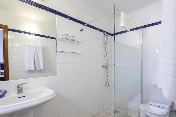 Imagen general del Hotel Doña Pakyta. Foto 4