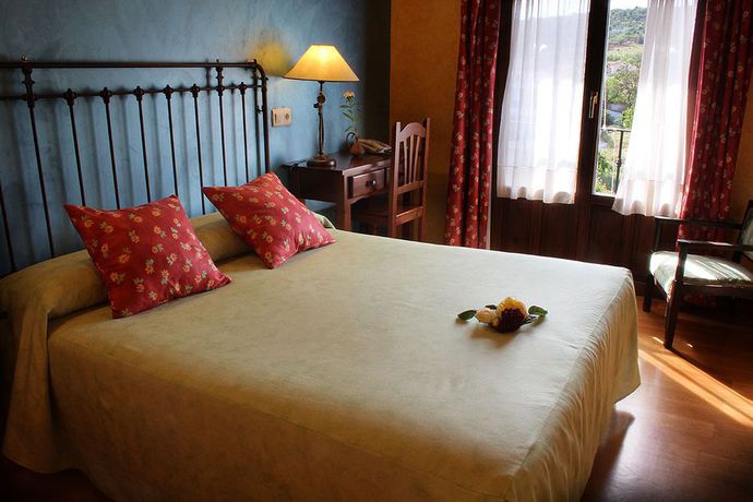 Imagen de la habitación del Hotel Doña Sancha. Foto 4