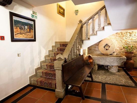 Imagen de los interiores del Hotel Doña Teresa. Foto 8