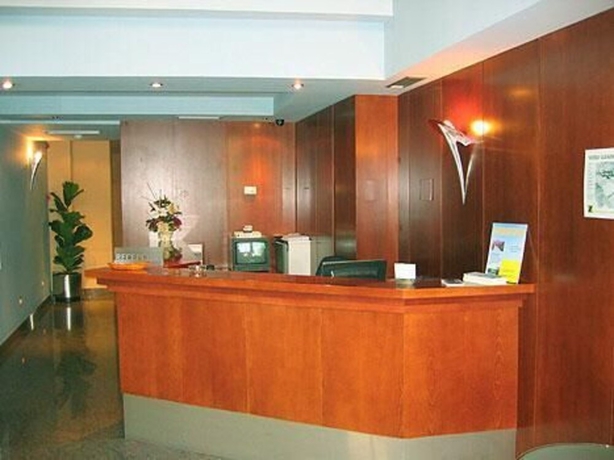 Imagen de los interiores del Hotel Doña Urraca. Foto 16