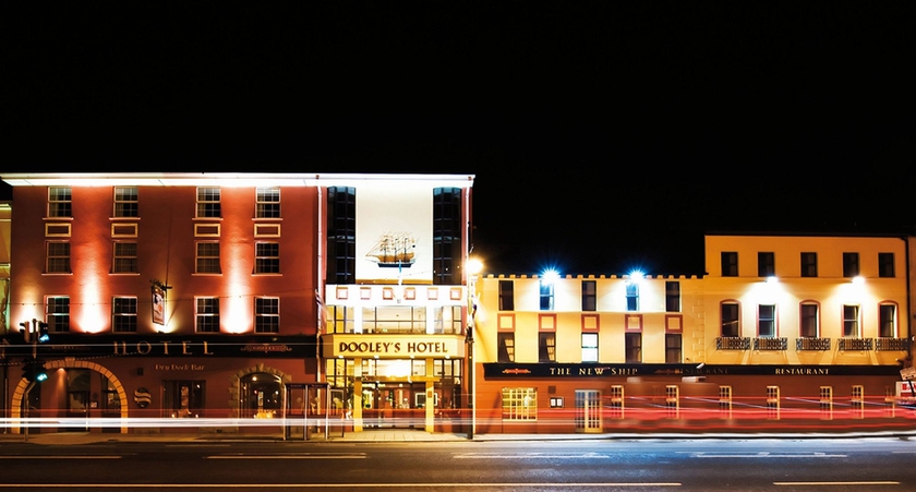 Imagen general del Hotel Dooleys Waterford City. Foto 2