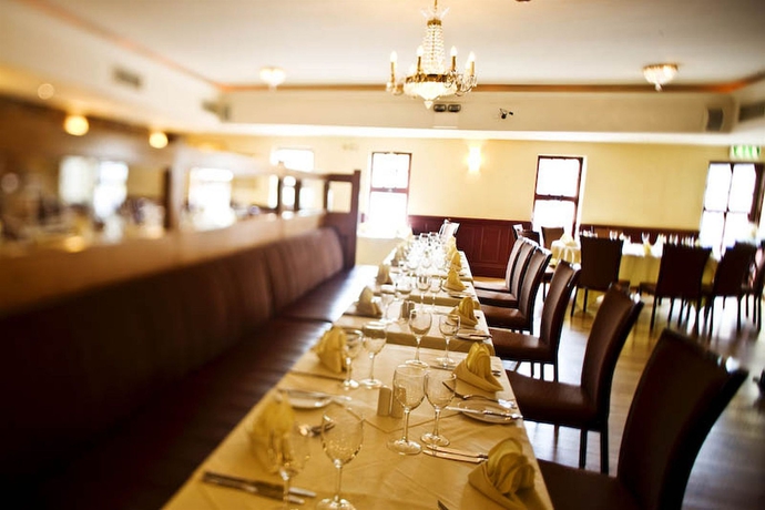 Imagen del bar/restaurante del Hotel Dooleys Waterford City. Foto 6