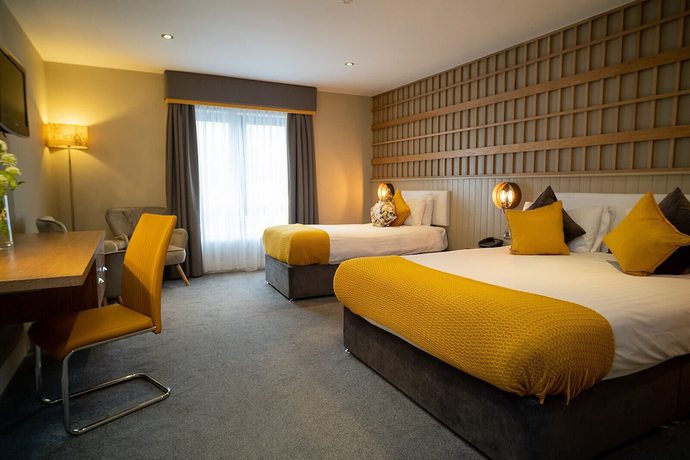 Imagen de la habitación del Hotel Doolin. Foto 9