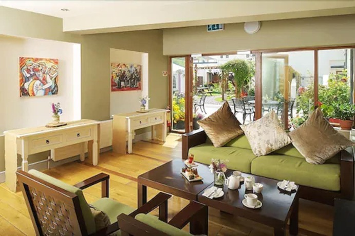 Imagen de los interiores del Hotel Doolin. Foto 20