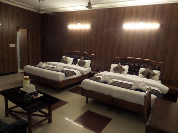 Imagen de la habitación del Hotel Doon Regency. Foto 2