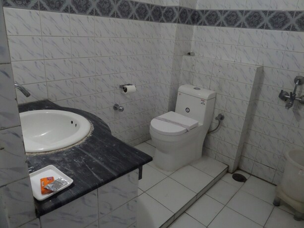 Imagen de la habitación del Hotel Doon Regency. Foto 7