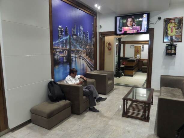 Imagen de los interiores del Hotel Doon Regency. Foto 20