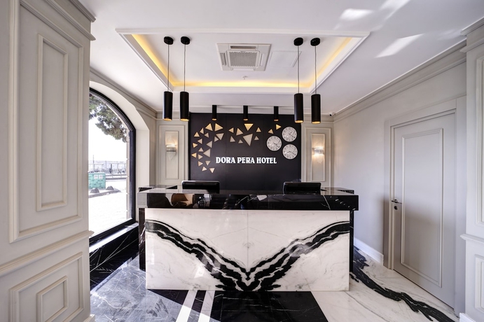 Imagen de los interiores del Hotel Dora Pera. Foto 19