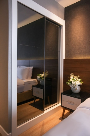 Imagen de la habitación del Hotel Dora Pera. Foto 13