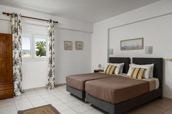 Imagen de la habitación del Hotel Dora Pool Studios by Konnect, 150m from the Beach. Foto 14