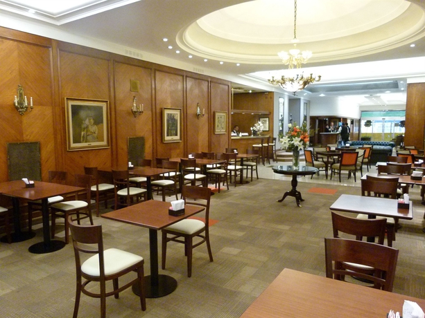 Imagen del bar/restaurante del Hotel Dorá Buenos Aires. Foto 5