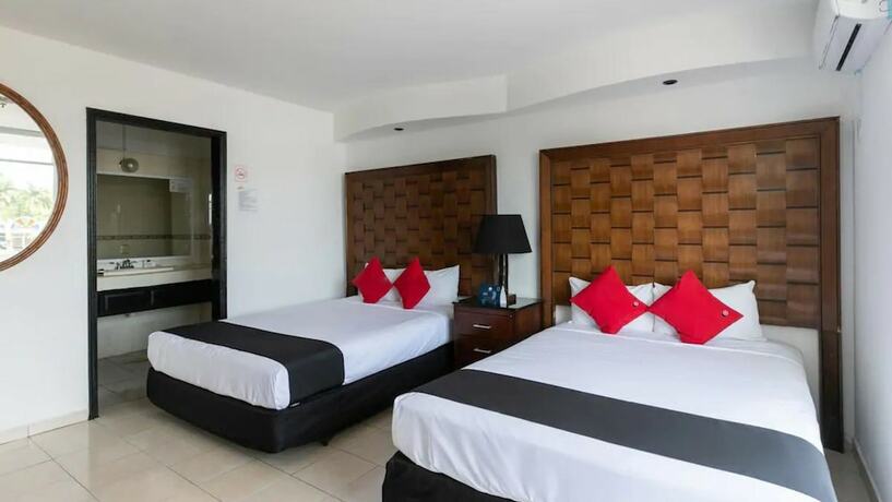Imagen de la habitación del Hotel Dorada Inn. Foto 17
