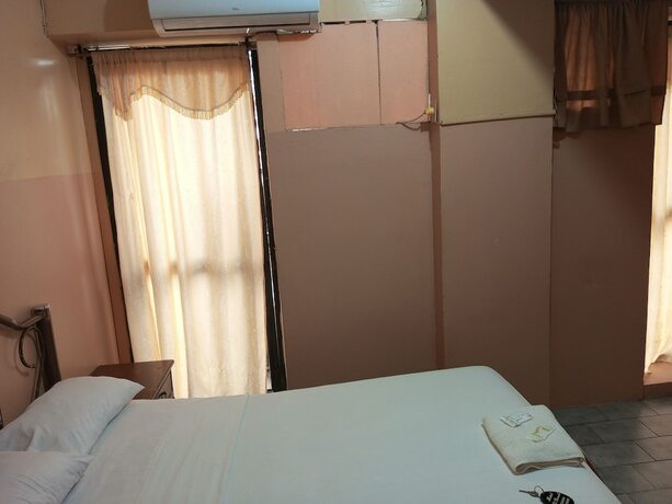 Imagen general del Hotel Dorado. Foto 12