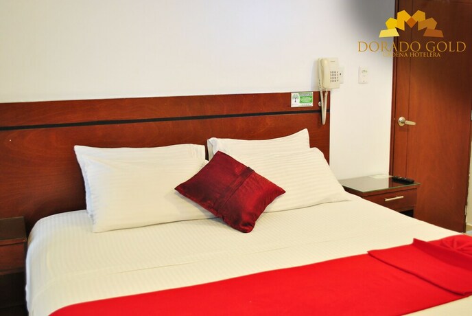 Imagen de la habitación del Hotel Dorado Gold. Foto 16