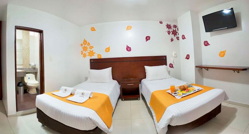 Imagen de la habitación del Hotel Dorado Gold. Foto 33